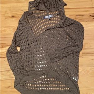 J-Lo olive green shirt